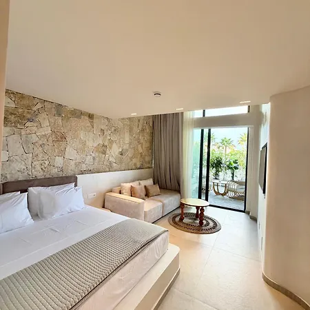 Hotel La Onda Luxury *