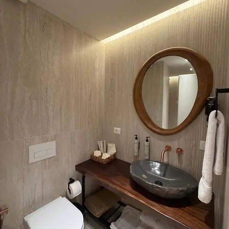 La Onda Luxury Hotel
