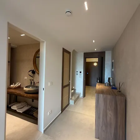 La Onda Luxury Hotel
